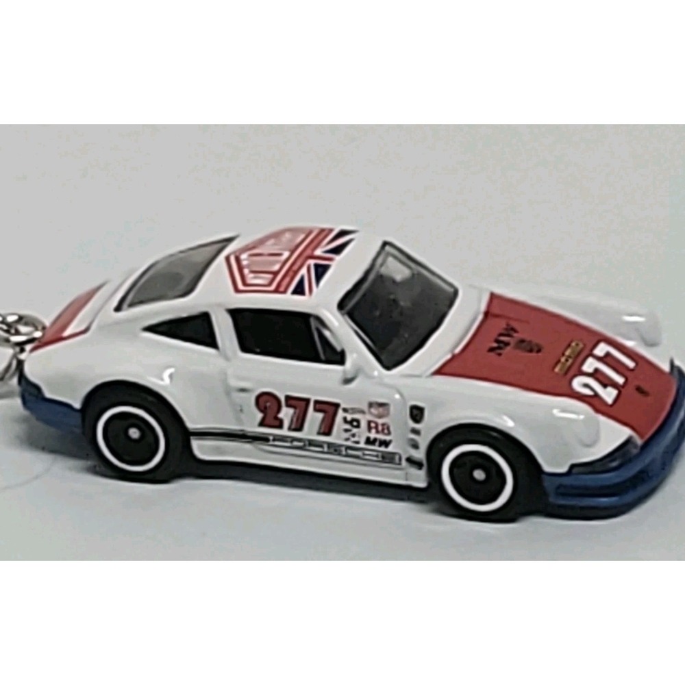 Hot Wheels '71 Porsche 911 Diecast 1:64 Custom Keychain